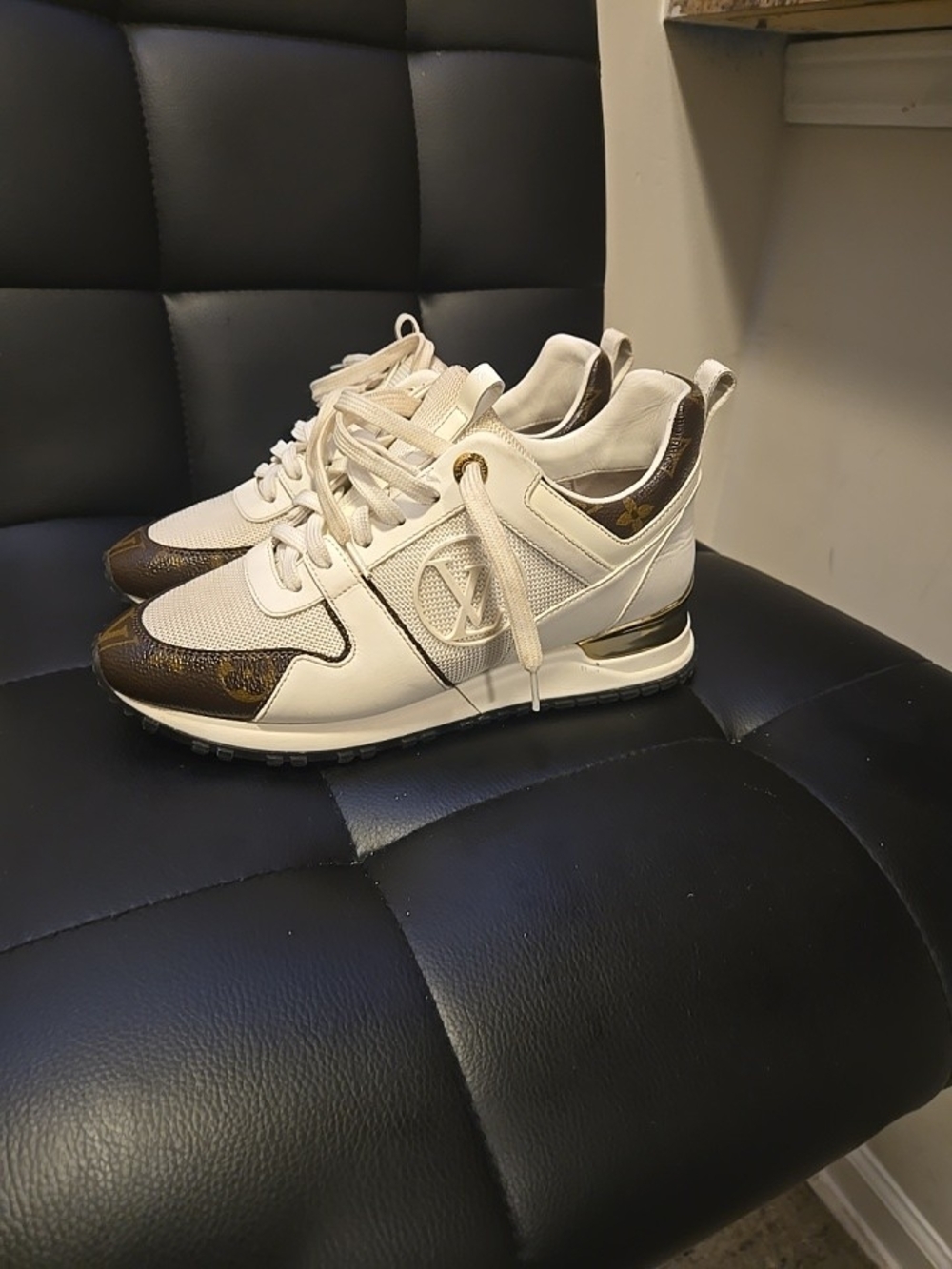 LOUIS VUITTON Luxury White and Brown Designer Women’s Sneakers Size 38